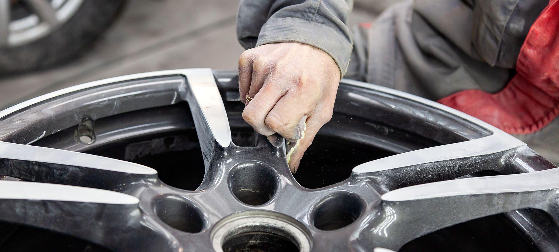 How Much Does Wheel Repair Cost & What Factors Affect the Price?